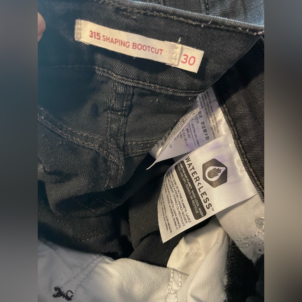 Levi’s bootcut black jeans, size 30 - Picture 3 of 4
